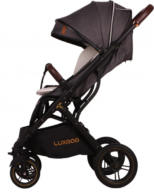 Коляска прогулочная Luxmom 609 черный