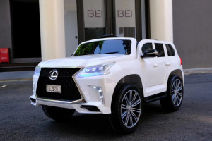 Электромобиль Lexus 7588 White Crystal