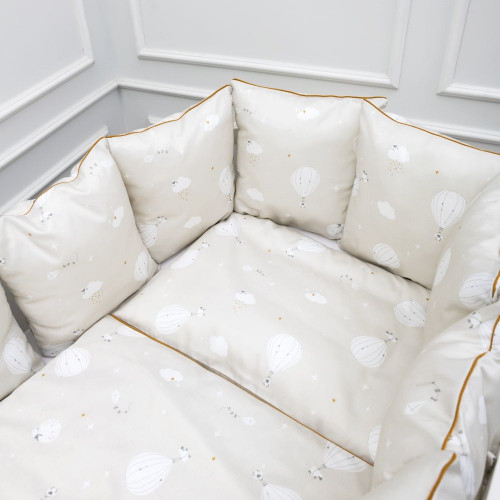 Набор 6пр.для овальной и круглой кроватки "Сказочный полет" цв.бежевый 6145/4