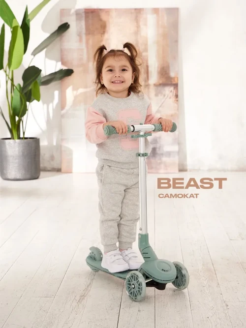 Самокат 3-х колесный Rant Beast RB102 Green - фото 1