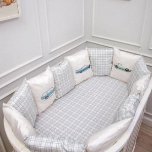 Набор 6пр.для овальной и прямоугольной кроватки "Маленький гонщик" цв.серо-голубой 6153 - фото 1